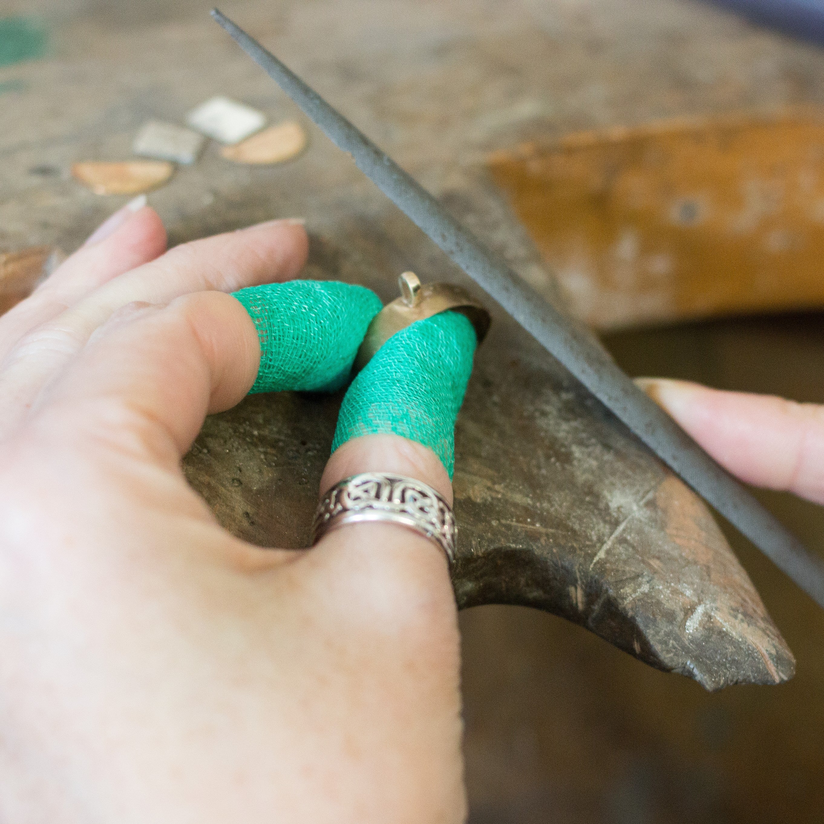 Alligator Skin Finger Protection Tape 90Ft Roll