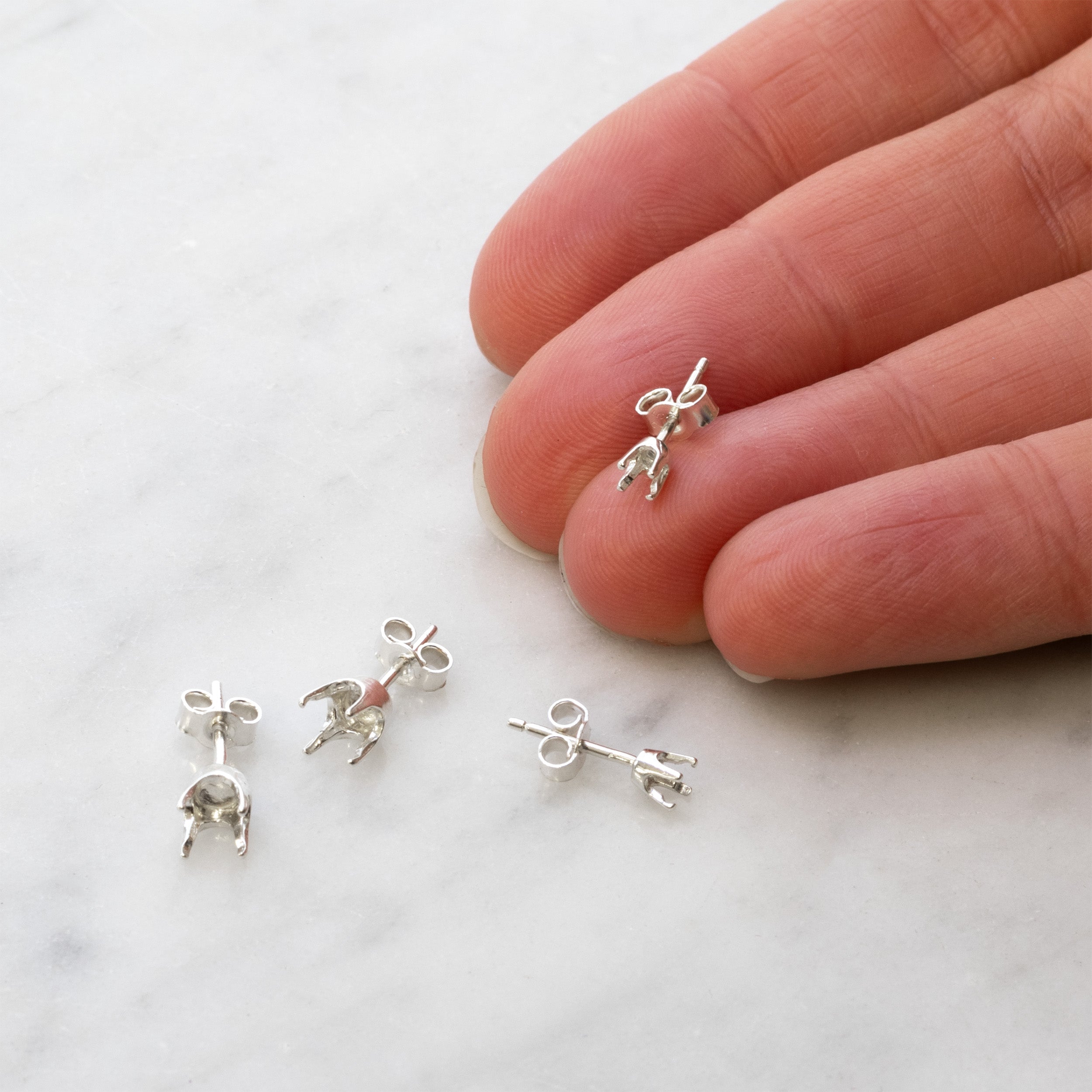 Sterling Silver 4 Prong Pre-Notched Earstud Settings For Faceted Stones