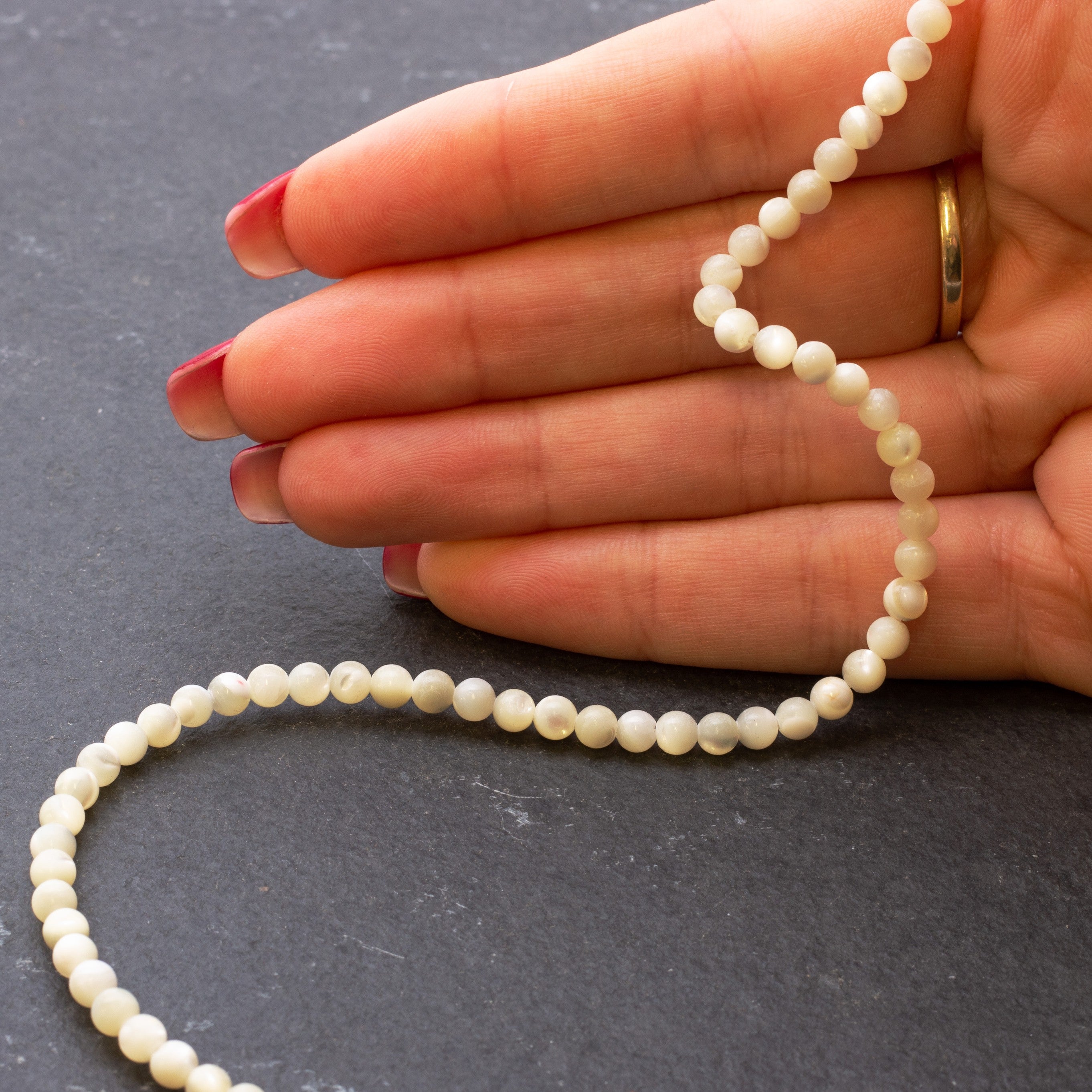 Mother Of Pearl Round Beads