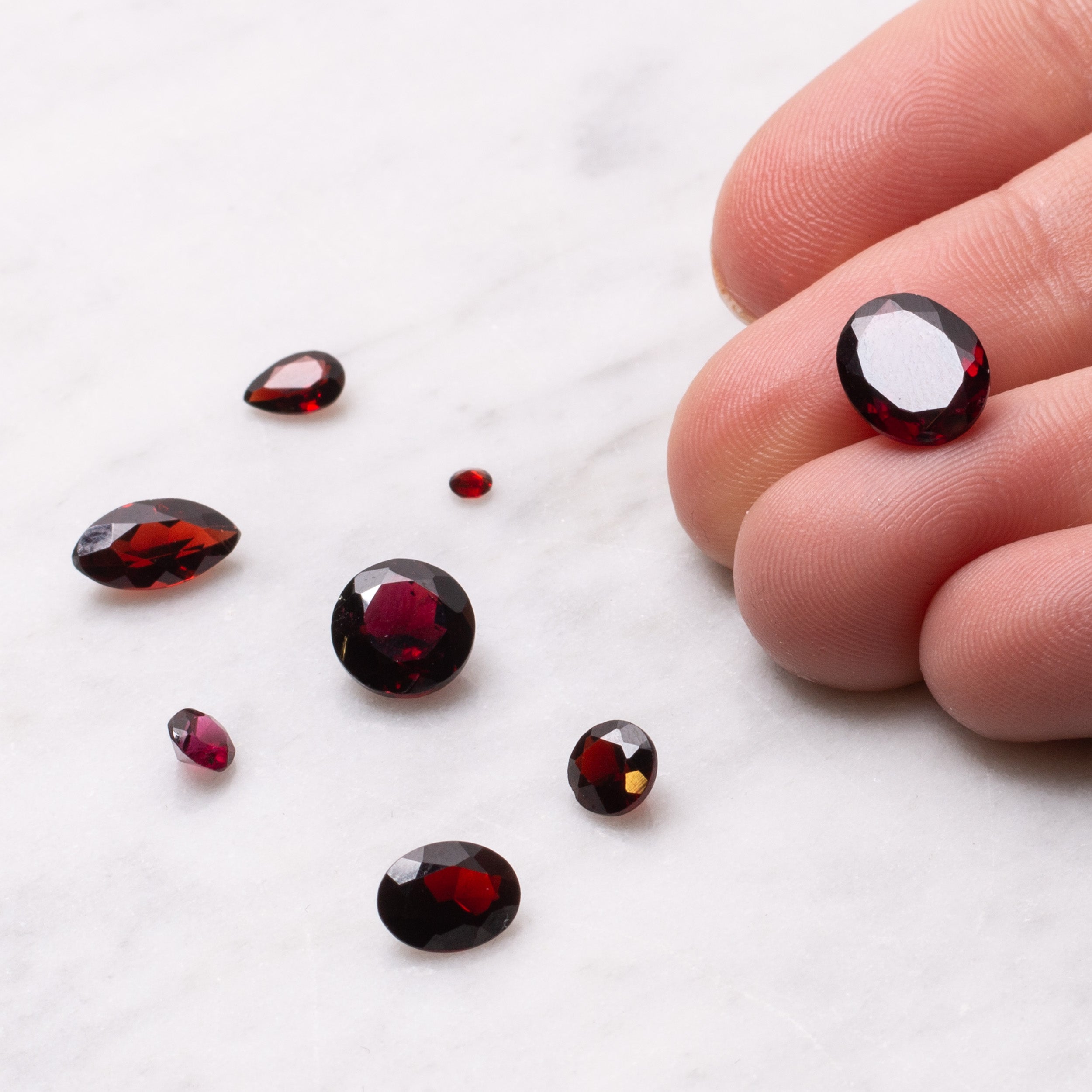 Garnet Faceted Stones