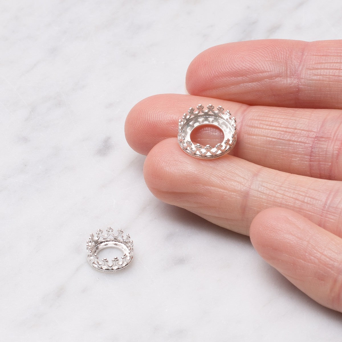 Sterling Silver Gallery Wire Cabochon Setting