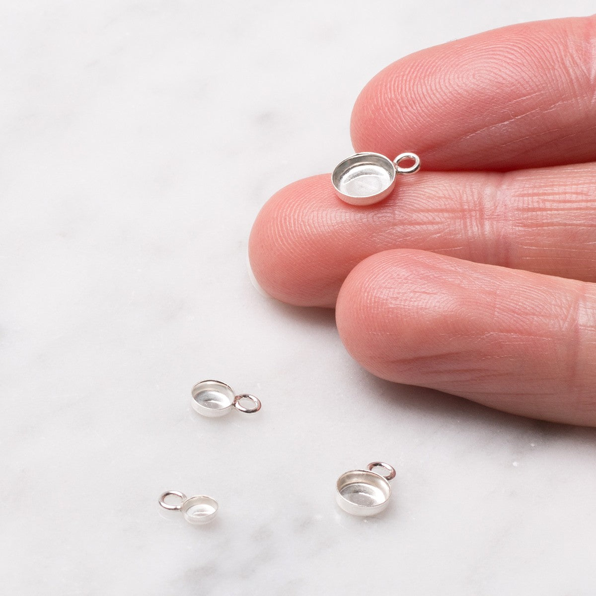 Sterling Silver Plain Edge Bezel Pendant Settings For Cabochon Stones