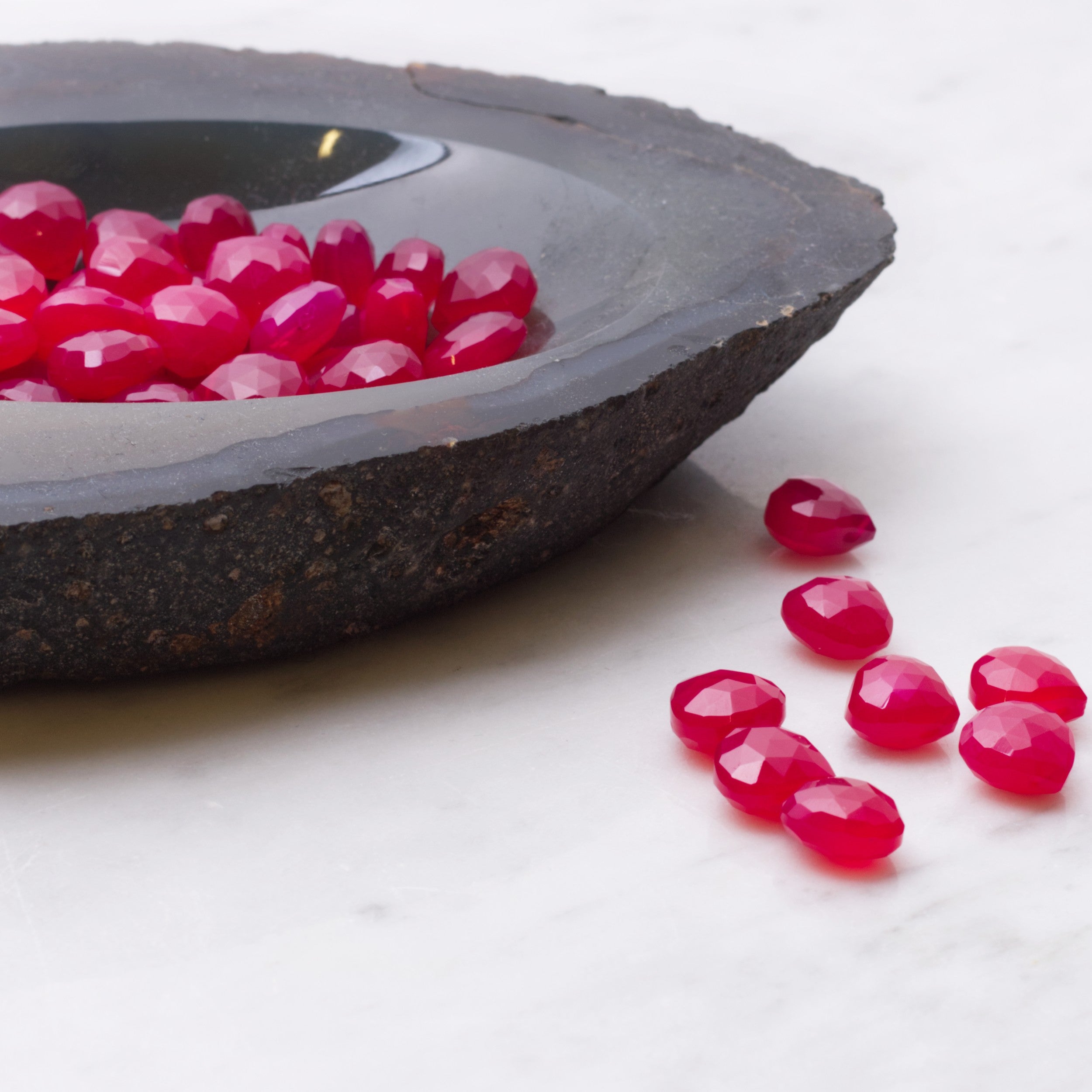 Magenta Pink Chalcedony Faceted Heart Shaped Briolette Beads Approx 8mm