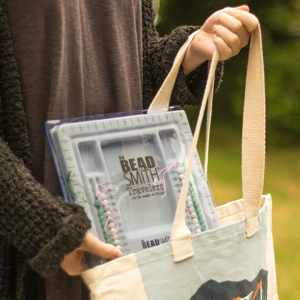 Bead Board With Clear Lid