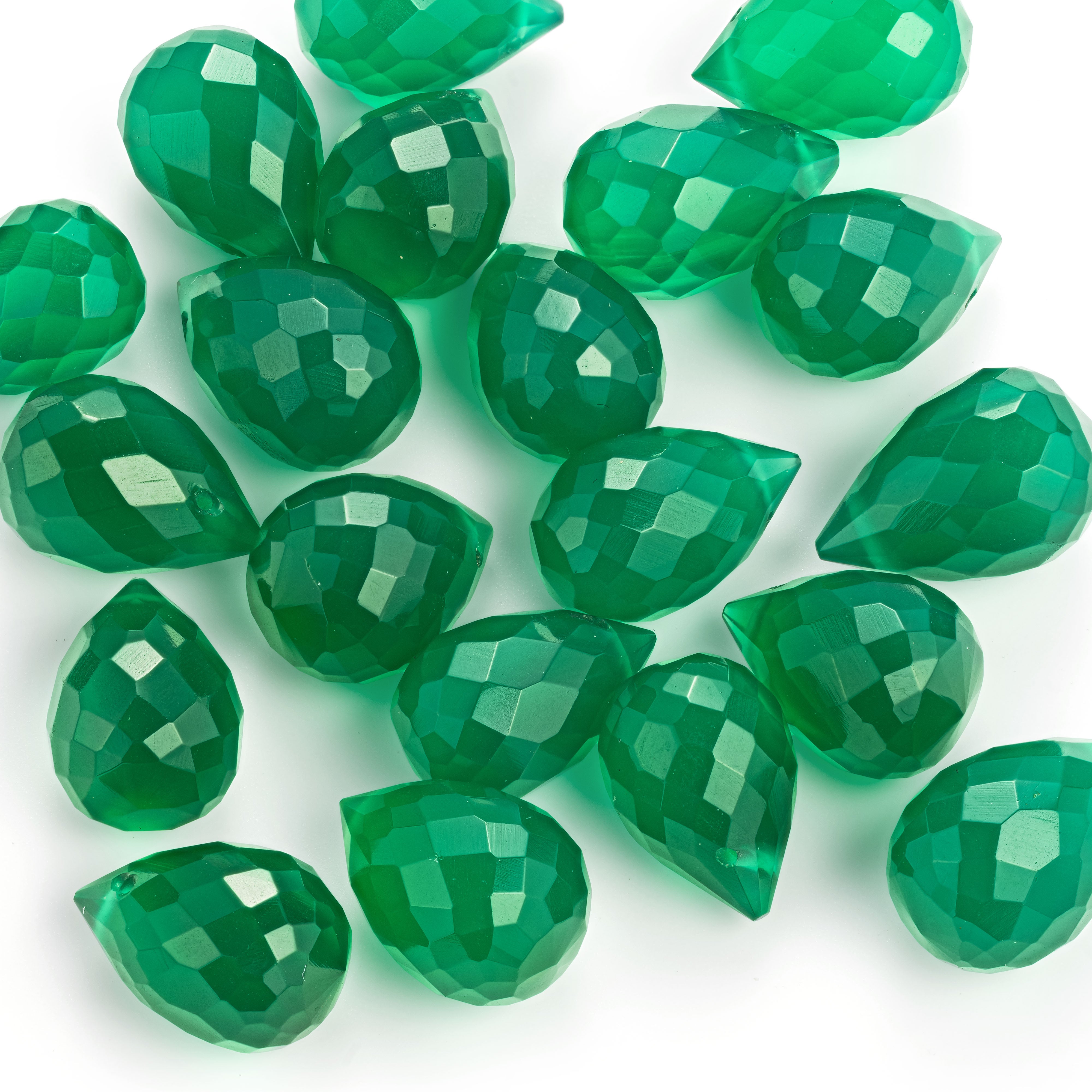 Green Onyx Faceted Drop Briolette Beads Approx 6mm pk10 Beads