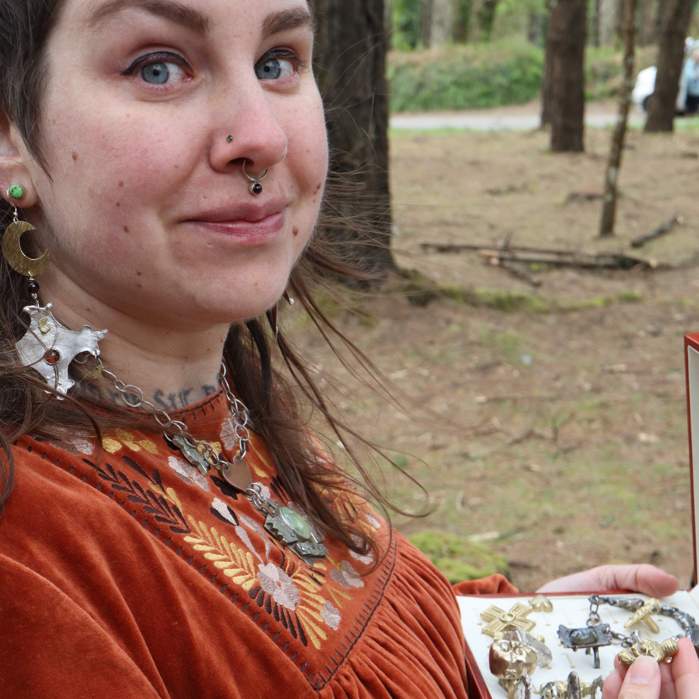 Talking Wax Carving, Texturing & Otherwordly Jewellery With Zoë From Brother Banquo And Queen