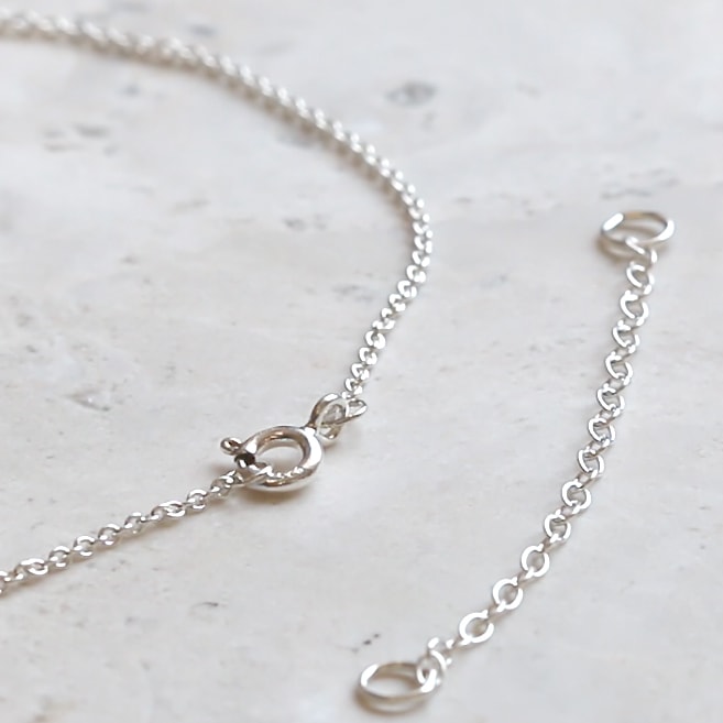 How To Use A Safety Chain