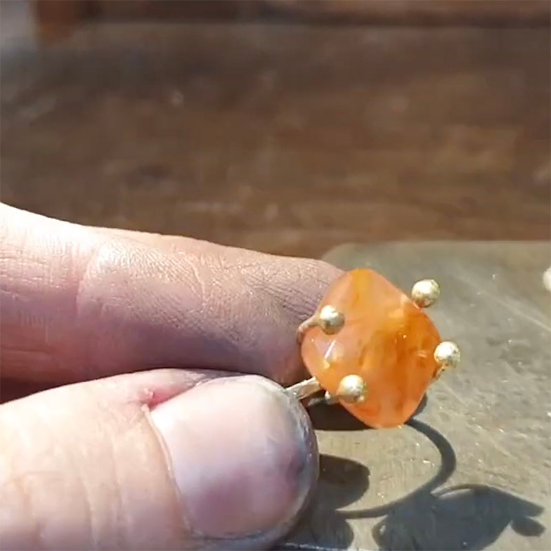 How To Make A Balled Claw Ring Setting