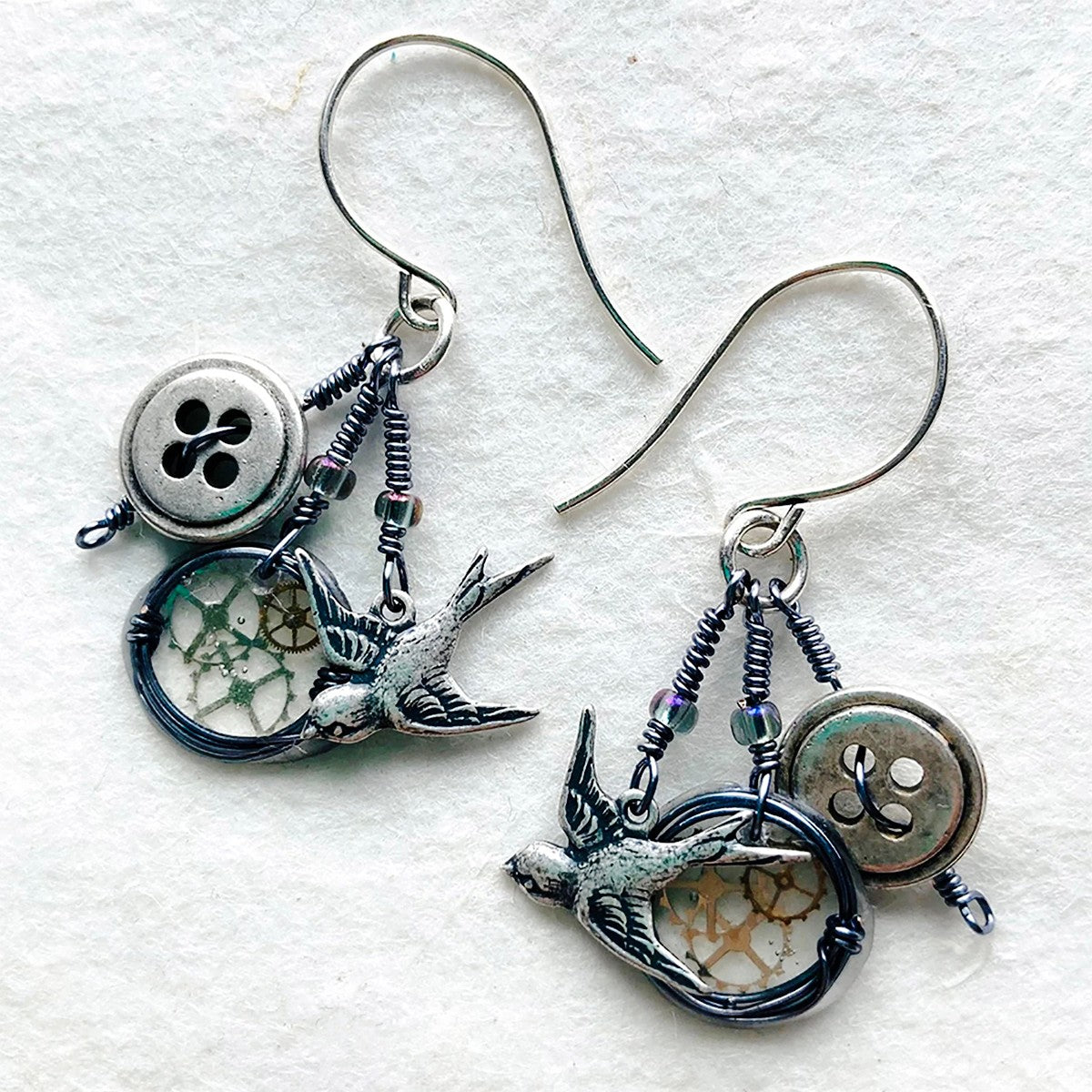 Chatting Beading & Wirework With Author & Tutor Sara Withers