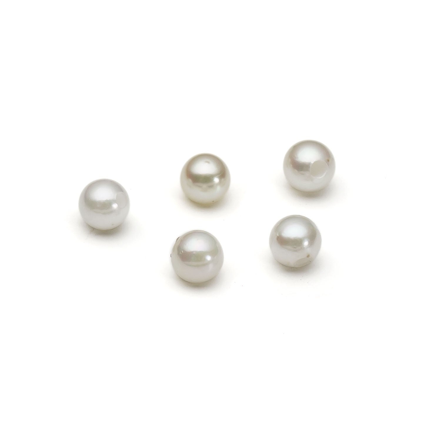 Cultured Saltwater Half Drilled White Pearls