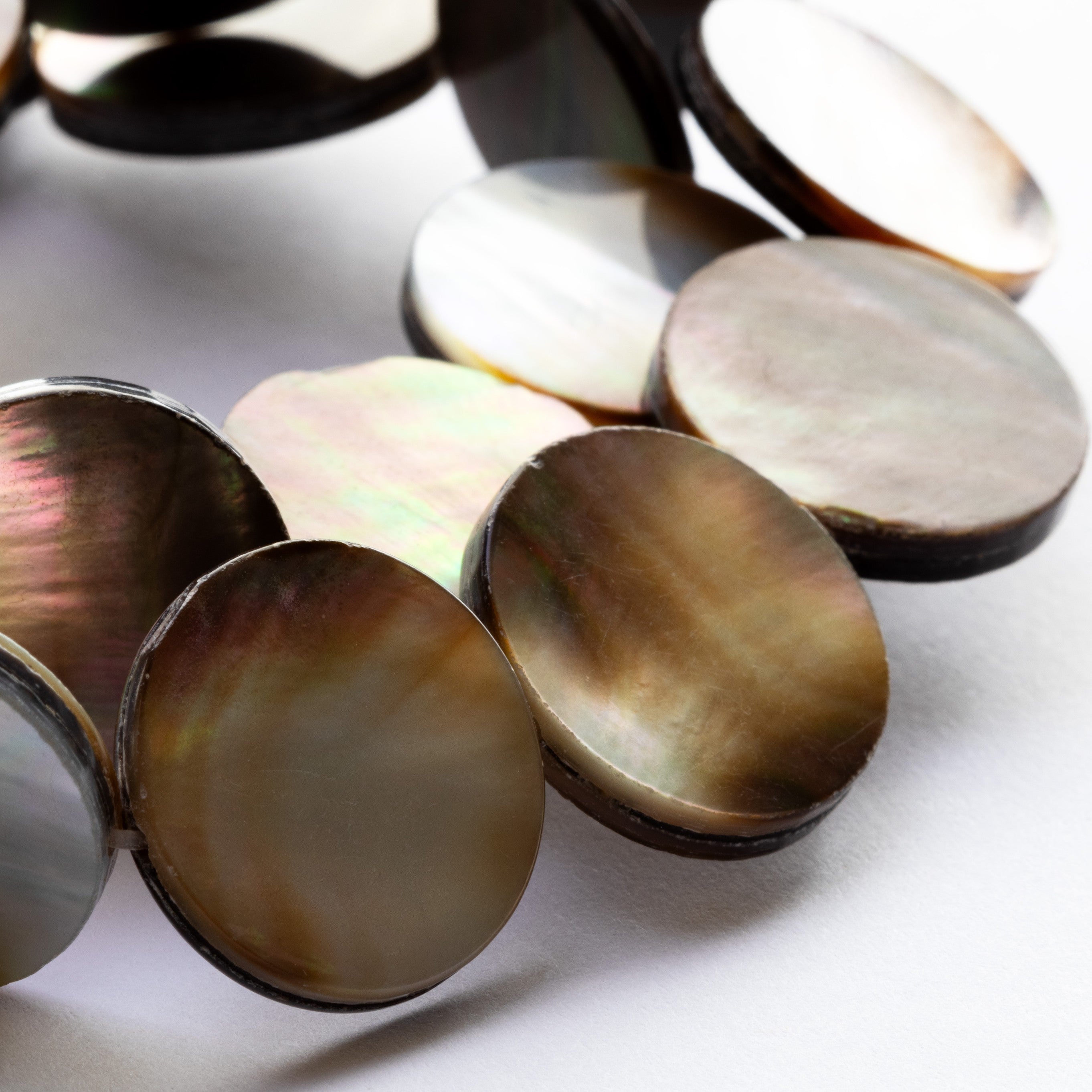 Black Lip Pearl Flat Coin Beads Approx 20mm