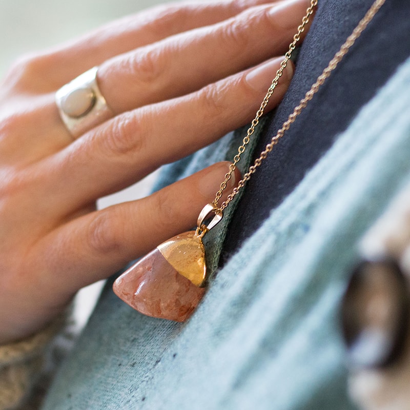 Ready To Wear Rough Rock Crystal Stone Necklace