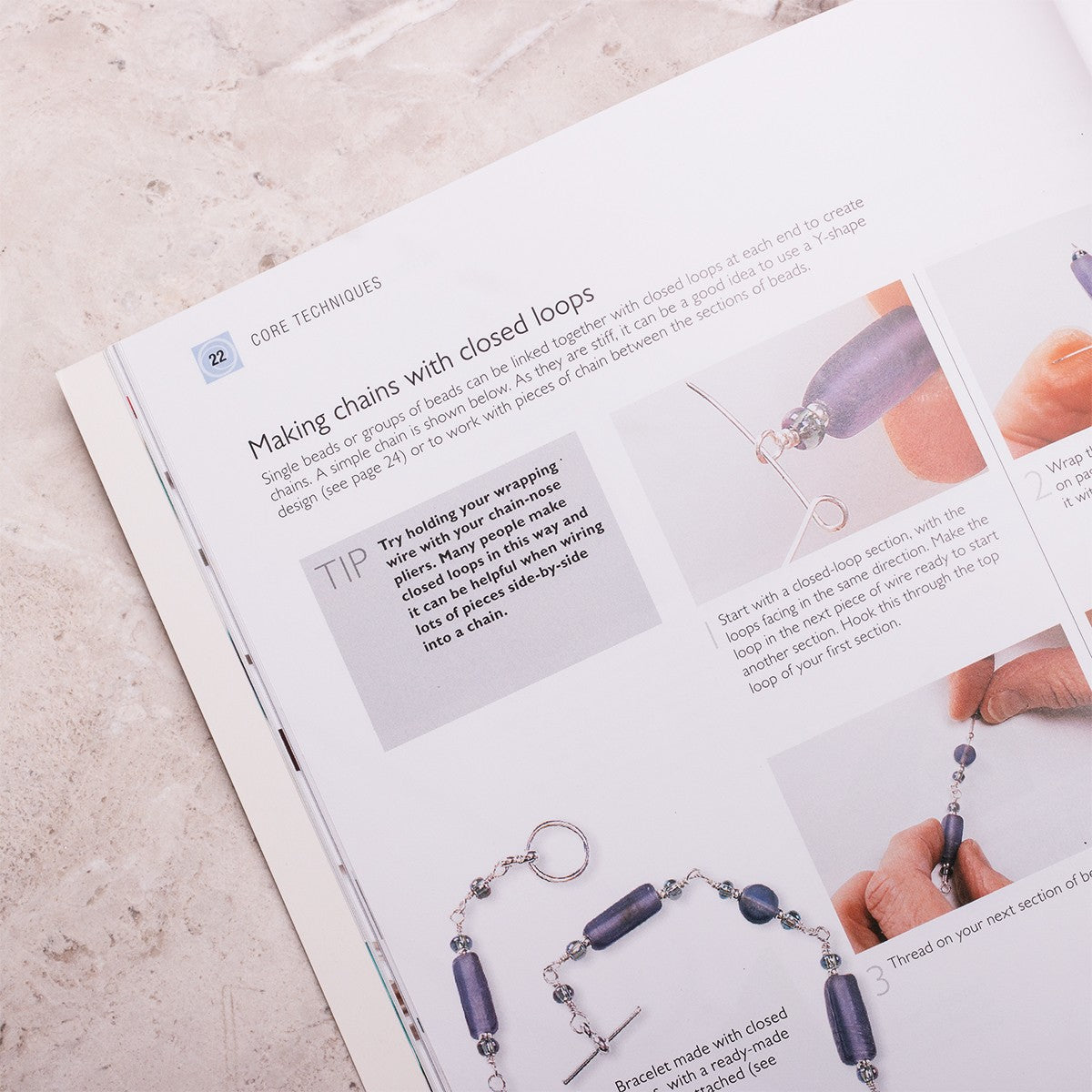 The Encyclopedia Of Wire Jewellery Techniques - Sara Withers