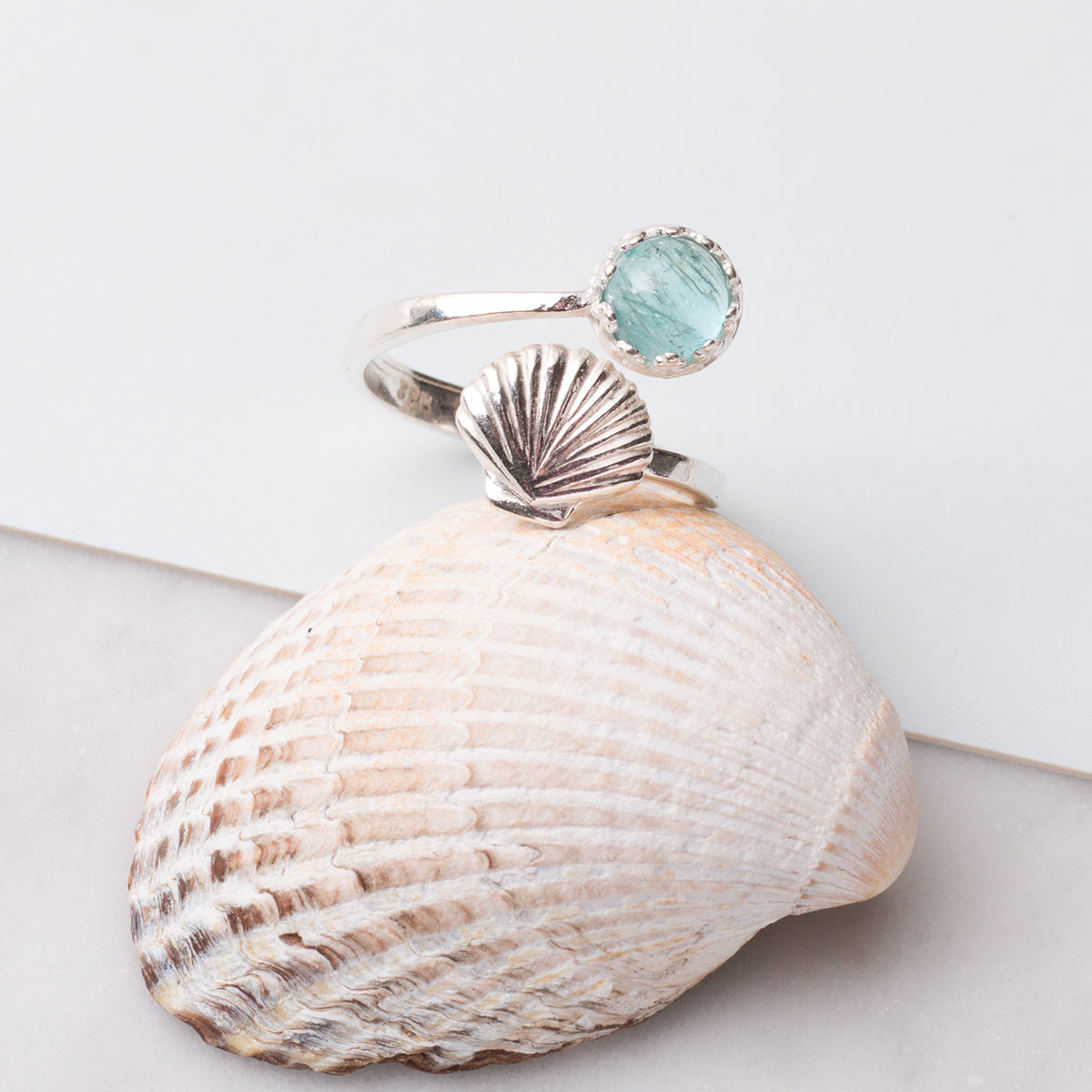 Sterling Silver Adjustable Gallery Wire Shell Ring For 6mm Round Cabochon